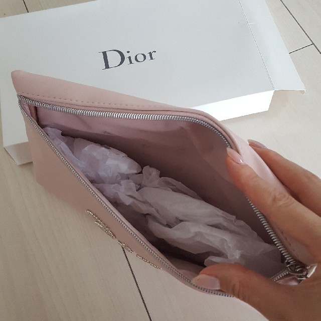 Dior(ディオール)のDior ノベルティー　ポーチ/クラッチバック レディースのバッグ(クラッチバッグ)の商品写真