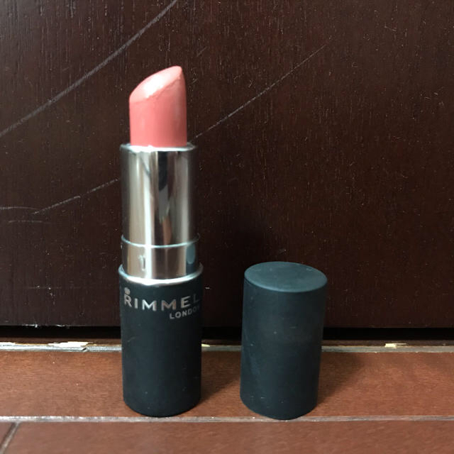 RIMMEL(リンメル)のリンメル　マシュマロルックリップスティック027 コスメ/美容のベースメイク/化粧品(口紅)の商品写真
