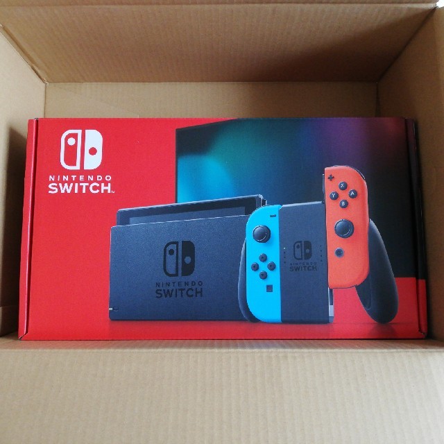 Nintendo Switch 新型　新品