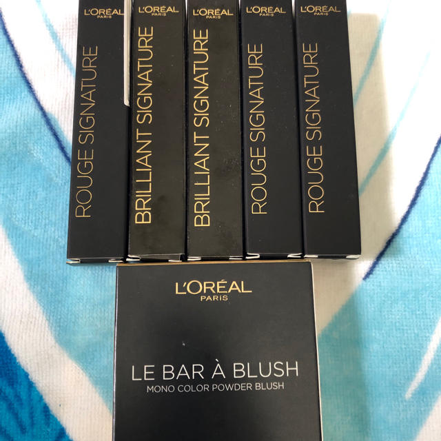 L'Oreal Paris(ロレアルパリ)のロレアル  パリ　ブリリアントシグネチャー&ル　バー　ア　ブラッシュ コスメ/美容のベースメイク/化粧品(口紅)の商品写真