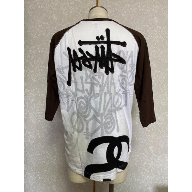 STUSSY(ステューシー)の《STUSSY》ステューシーラグランスリーブTシャツ ブラウン 【67】 メンズのトップス(Tシャツ/カットソー(七分/長袖))の商品写真