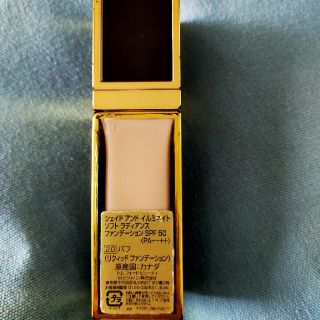 トムフォード(TOM FORD)のTOMFORD☆シェイドアンドイルミネイト　バフ2.0(ファンデーション)