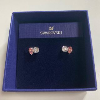 スワロフスキー(SWAROVSKI)の愛の不時着　ユンセリ着用ピアス　スワロフスキー(ピアス)