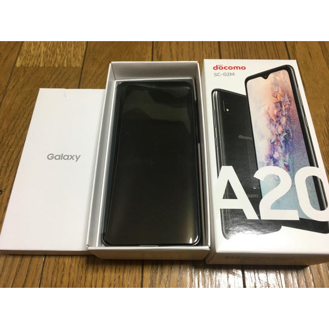 Galaxy A20 ブラック 32 GB SIMフリー - 携帯電話