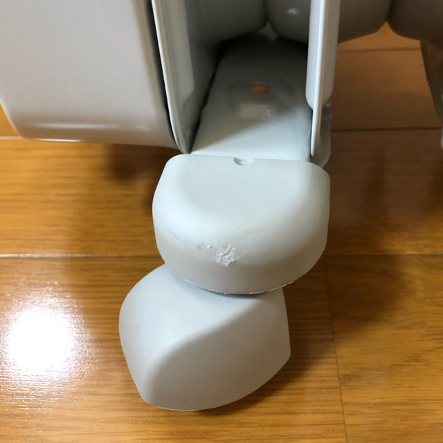 DeLonghi(デロンギ)のデロンギ オイルヒーター スマホ/家電/カメラの冷暖房/空調(オイルヒーター)の商品写真