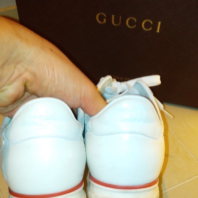 Gucci(グッチ)のGUCCI　スニーカー　まだ美品です(^^) メンズの靴/シューズ(スニーカー)の商品写真