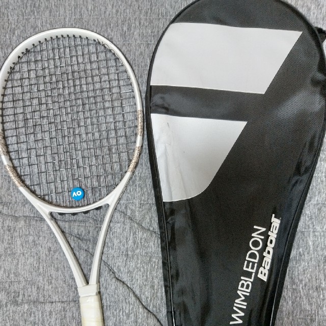 Babolat(バボラ)の★さやな様専用★バボラ ピュアストライクチーム（ウィンブルドンモデル2019） スポーツ/アウトドアのテニス(ラケット)の商品写真