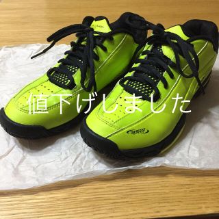 ヨネックス(YONEX)の美品  ヨネックス テニスシューズ 24.0 (スニーカー)