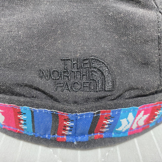 CHUMS(チャムス)のCHUMS THE NORTH FACE ダブルネームキャップ帽 メンズの帽子(キャップ)の商品写真