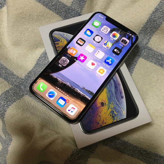 iPhone XS MAX Silver 256GB SIMフリー　おまけ付き