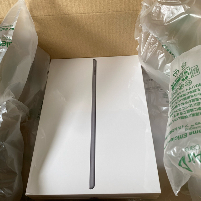 iPad 第7世代 Wi-Fi 128GB スペースグレイ [MW772J/A]