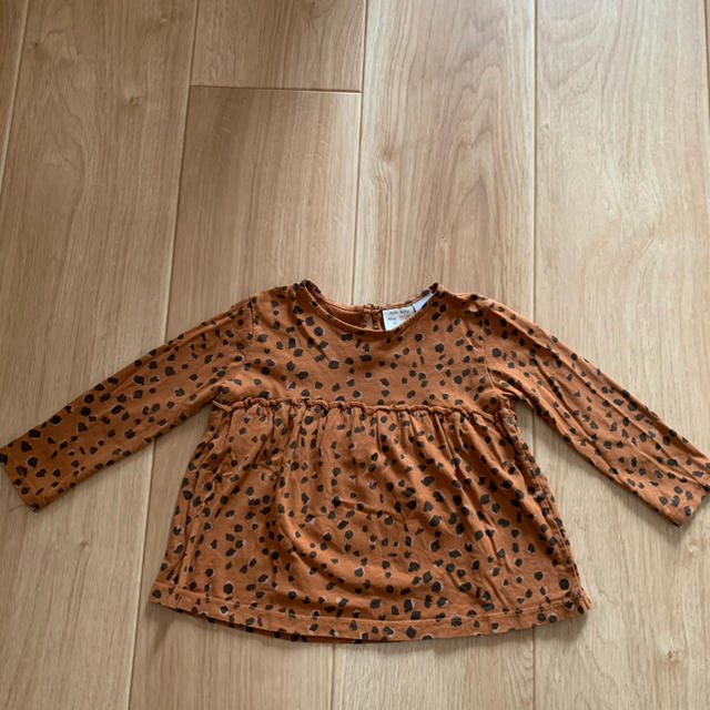 ZARA(ザラ)のZARA ザラ　長袖　Tシャツ キッズ/ベビー/マタニティのベビー服(~85cm)(Ｔシャツ)の商品写真