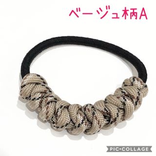 ベージュ柄A  ヘアゴム　パラコード　ブレスレット　キャンプ(その他)