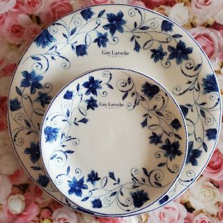 Guy Laroche(食器)のフリマアイテム一覧 Guy Laroche(食器)のフリマアイテム一覧
