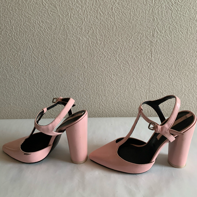 ZARA(ザラ)のZARA   可愛いピンク色パンプス♪    36 レディースの靴/シューズ(ハイヒール/パンプス)の商品写真