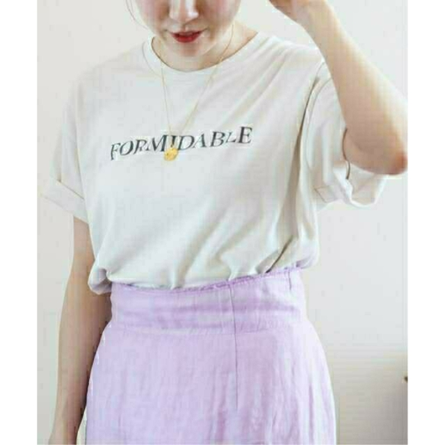 IENA(イエナ)のナナコ様　　今季　イエナ　FORMIDABLE   Tシャツ レディースのトップス(Tシャツ(半袖/袖なし))の商品写真
