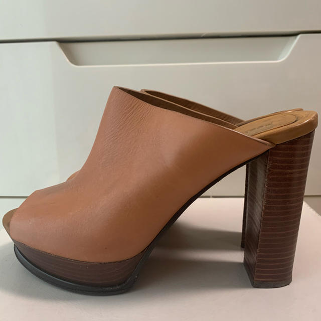 SEE BY CHLOE(シーバイクロエ)のシーバイクロエ　ブラウンレザー　サンダル レディースの靴/シューズ(サンダル)の商品写真