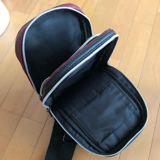 カバン メンズのバッグ(ショルダーバッグ)の商品写真