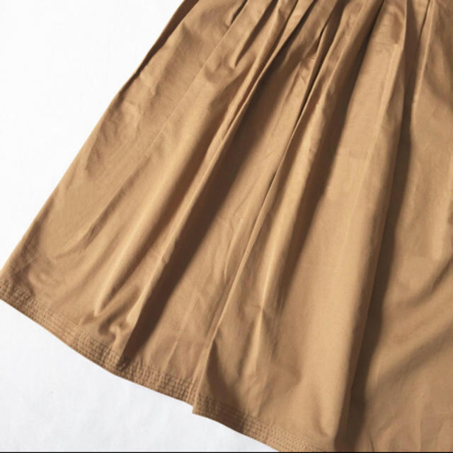 TOMORROWLAND(トゥモローランド)のトゥモローランド  ボールジィ     ベルト付きフレアスカート レディースのスカート(ひざ丈スカート)の商品写真