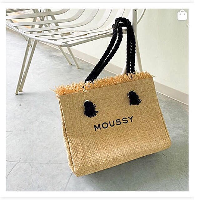 moussy(マウジー)のmoussy新作♡NATURAL SHEET LOGO バッグ♡麦わらバッグ レディースのバッグ(トートバッグ)の商品写真
