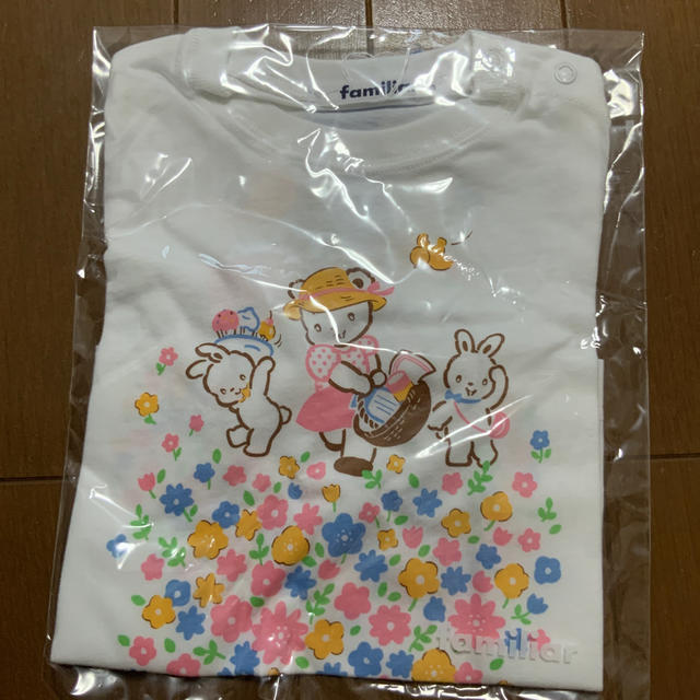 familiar(ファミリア)の【しーちゃん様専用】未開封　familiar 80サイズ　tシャツ キッズ/ベビー/マタニティのベビー服(~85cm)(Ｔシャツ)の商品写真