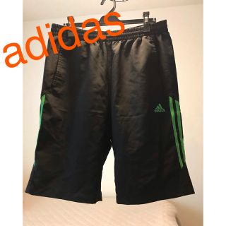 アディダス(adidas)の【美品】adidasアディダスハーフパンツ黒XL(ショートパンツ)