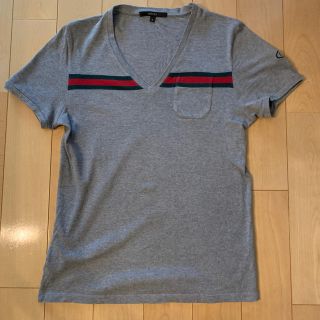 グッチ(Gucci)のグッチ　Vネック　Tシャツ　Sサイズ(Tシャツ/カットソー(半袖/袖なし))