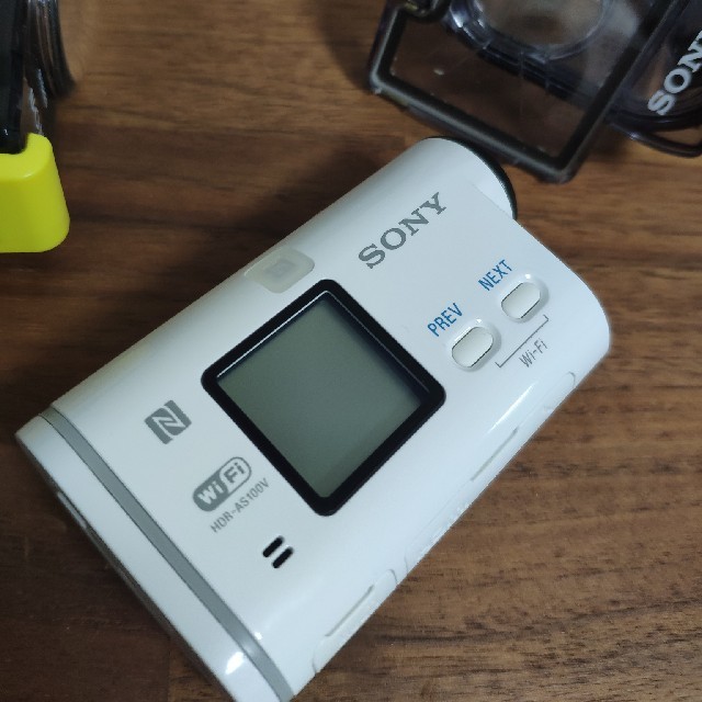 SONY(ソニー)のsony as100v + リモコン + 放水ケース スマホ/家電/カメラのカメラ(ビデオカメラ)の商品写真