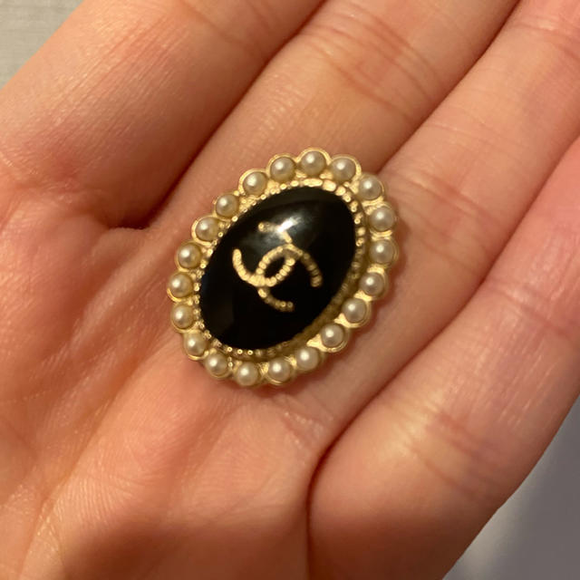 CHANEL 片耳　ピアス