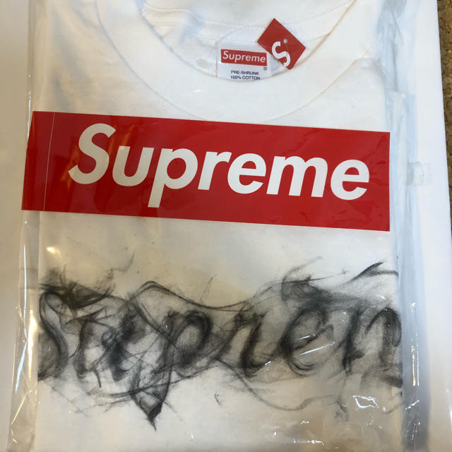 Supreme(シュプリーム)のシグナル様専用 smoke Tee Mサイズ white シュプリーム 新品 メンズのトップス(Tシャツ/カットソー(半袖/袖なし))の商品写真