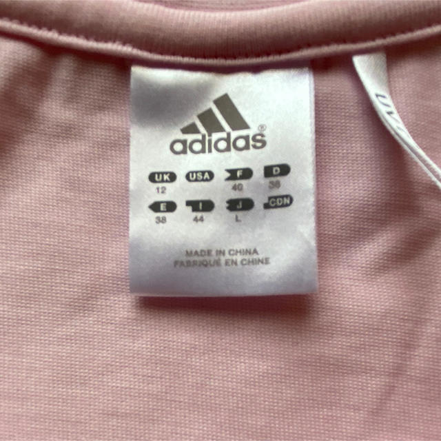 adidas(アディダス)の【adidas】☆レディース☆トレーニング用Tシャツ スポーツ/アウトドアのトレーニング/エクササイズ(トレーニング用品)の商品写真