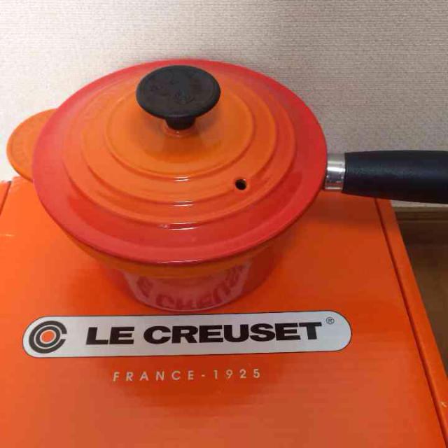 LE CREUSET(ルクルーゼ)のルクルーゼ 片手鍋 16cm インテリア/住まい/日用品のキッチン/食器(調理道具/製菓道具)の商品写真