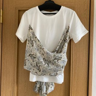 ナチュラルビューティーベーシック(NATURAL BEAUTY BASIC)のデザインTシャツ(Tシャツ/カットソー(半袖/袖なし))