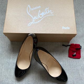 クリスチャンルブタン(Christian Louboutin)のルブタン　パンプス　エナメル黒(ハイヒール/パンプス)