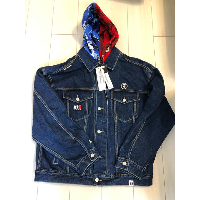 A BATHING APE(アベイシングエイプ)のAAPE X TOMMY JEANS DENIM TRUKER JACKET メンズのジャケット/アウター(Gジャン/デニムジャケット)の商品写真