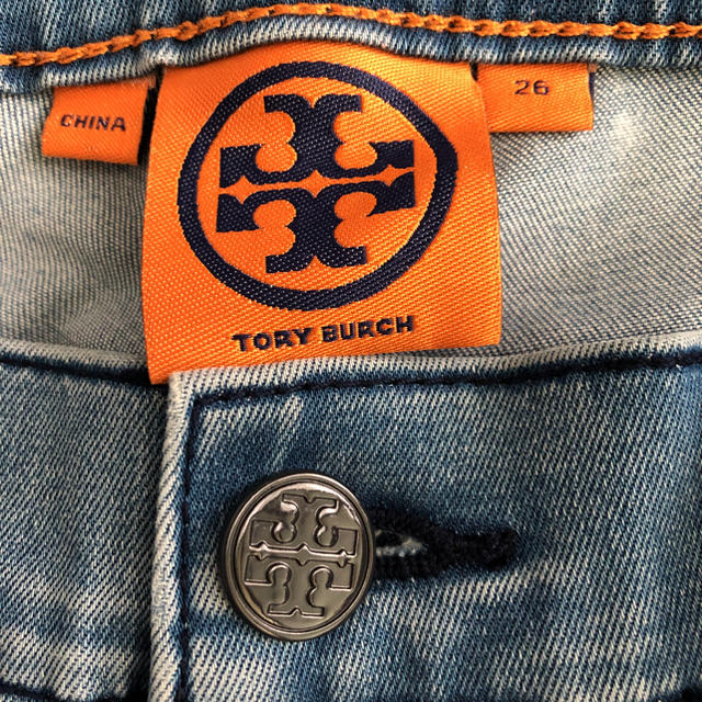 Tory Burch(トリーバーチ)の【超美品】TORY BURCH デニム　ストレート レディースのパンツ(デニム/ジーンズ)の商品写真