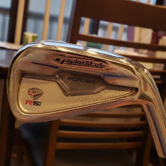 TaylorMade(テーラーメイド)の最終値下　ツアー支給品　プロ　テーラーメイド　アイアン　ゴルフ　ユーティリティ スポーツ/アウトドアのゴルフ(クラブ)の商品写真