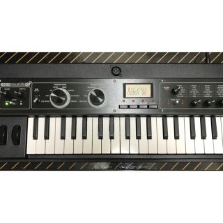 コルグ(KORG)の【専用ケース付！】microKORG XL+(キーボード/シンセサイザー)