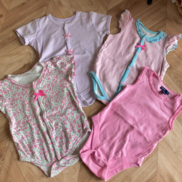 Nishiki Baby(ニシキベビー)のベビー 女の子用 ロンパース 肌着 4枚セット キッズ/ベビー/マタニティのベビー服(~85cm)(肌着/下着)の商品写真