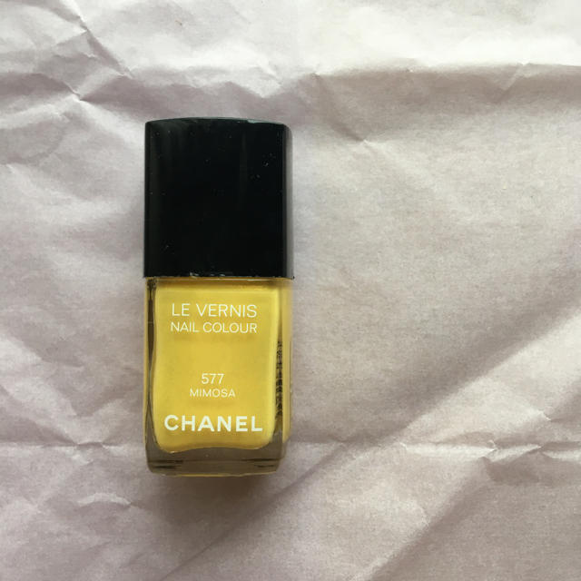 CHANEL(シャネル)のCHANEL ヴェルニ　577 ミモザ コスメ/美容のネイル(マニキュア)の商品写真