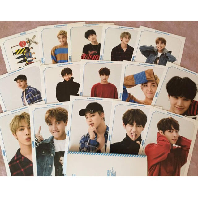 BTS  君に届く　postcard set