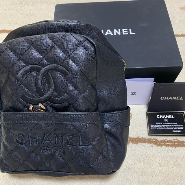 冬バーゲン ももちゃん様専用 箱付き CHANEL チャーム付き リュック