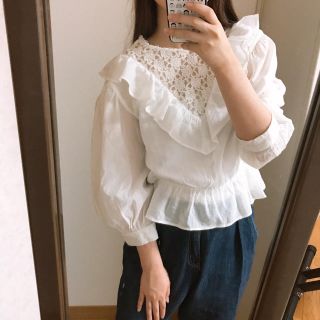 ダブルクローゼット(w closet)のフリル　レース　ブラウス　白(シャツ/ブラウス(長袖/七分))