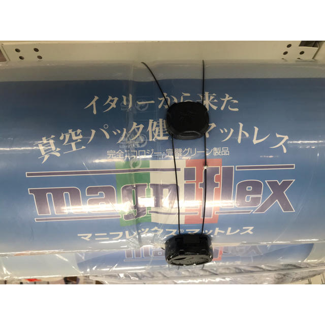 magniflex(マニフレックス)の新品　Magniflex メッシュウィング ペールブルー  シングル インテリア/住まい/日用品のベッド/マットレス(マットレス)の商品写真