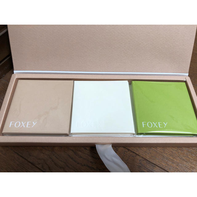 FOXEY(フォクシー)のFOXEY フォクシー　付箋　非売品　メモ　未使用　ノベルティ レディースのレディース その他(その他)の商品写真