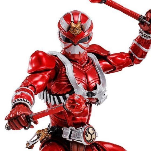 BANDAI - S.H.Figuarts(真骨彫製法) 仮面ライダー響鬼紅の通販 by