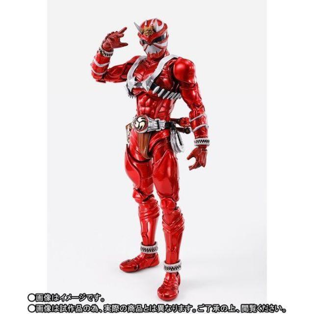 BANDAI - S.H.Figuarts(真骨彫製法) 仮面ライダー響鬼紅の通販 by
