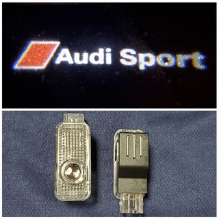 アウディ(AUDI)のアウディ カーテシランプ ドアエントリーライト Audi Sport【2個】(車内アクセサリ)