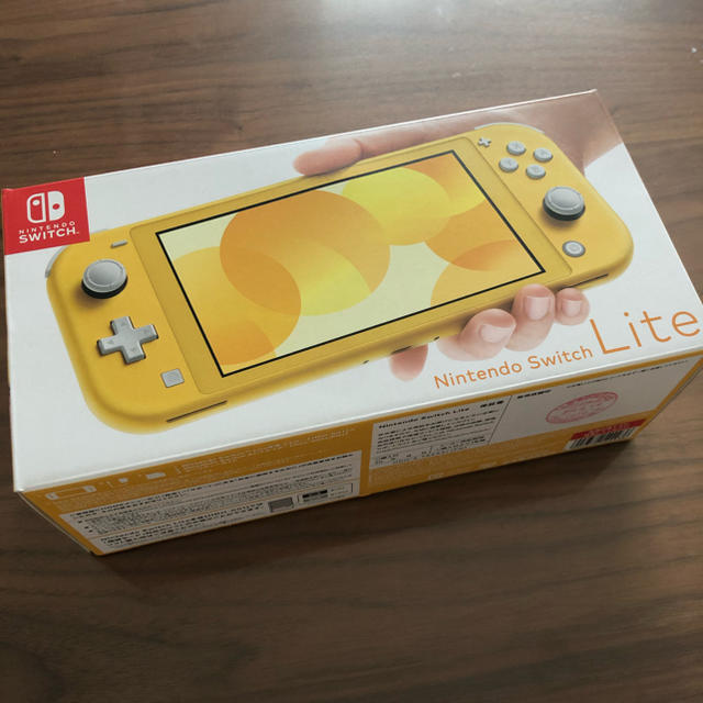 Switch Light  イエロー　新品未使用