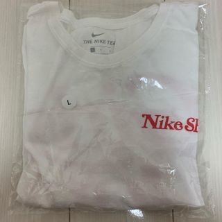 シュプリーム(Supreme)のGirls Don't Cry  NIKE SB  Tシャツ 白　L(Tシャツ/カットソー(半袖/袖なし))